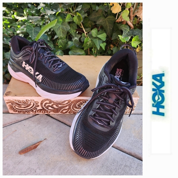 Hoka Shoes - Hoka One One Bondi 7 Athletic Shoes